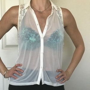 Size 2 Lacy Buttoned Up Blouse